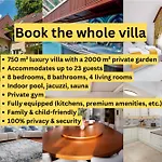 Uhu Villa 750 M2 - Budapest
