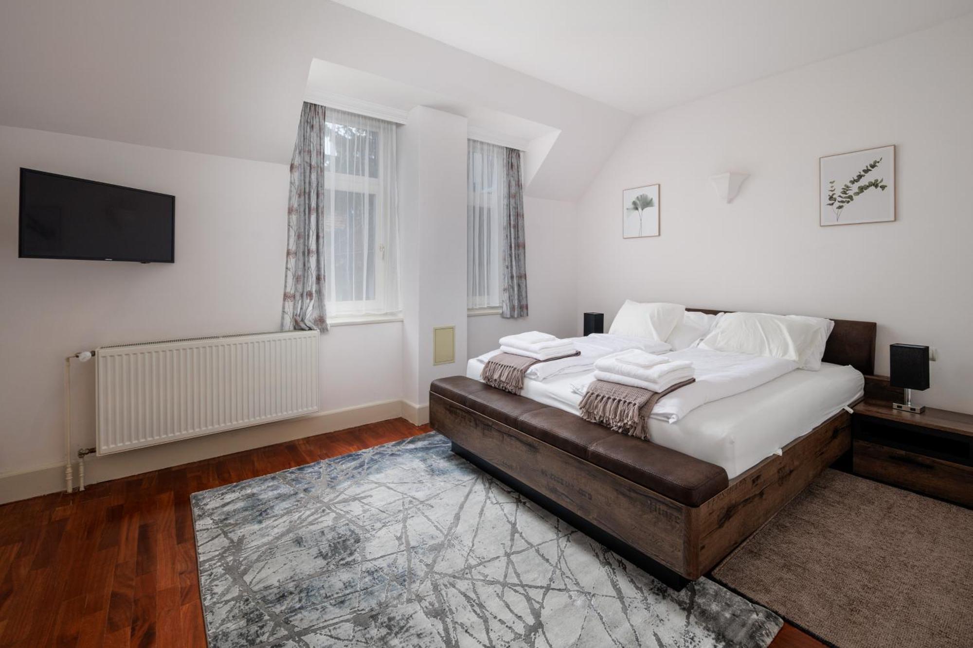 Villa Uhu 750 M2 - *